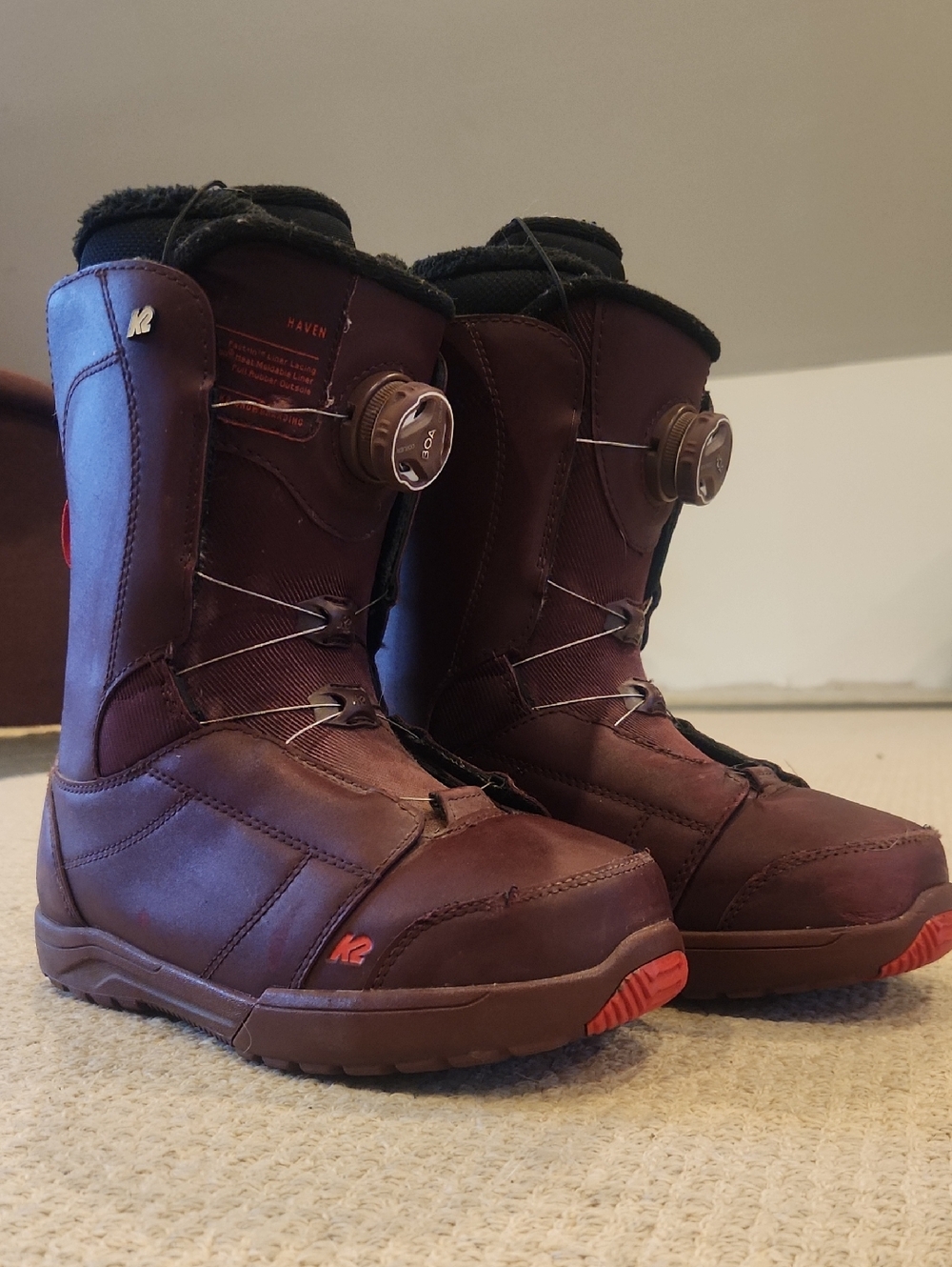 K2 Burgundy Snowboard Boots with Dial Closure